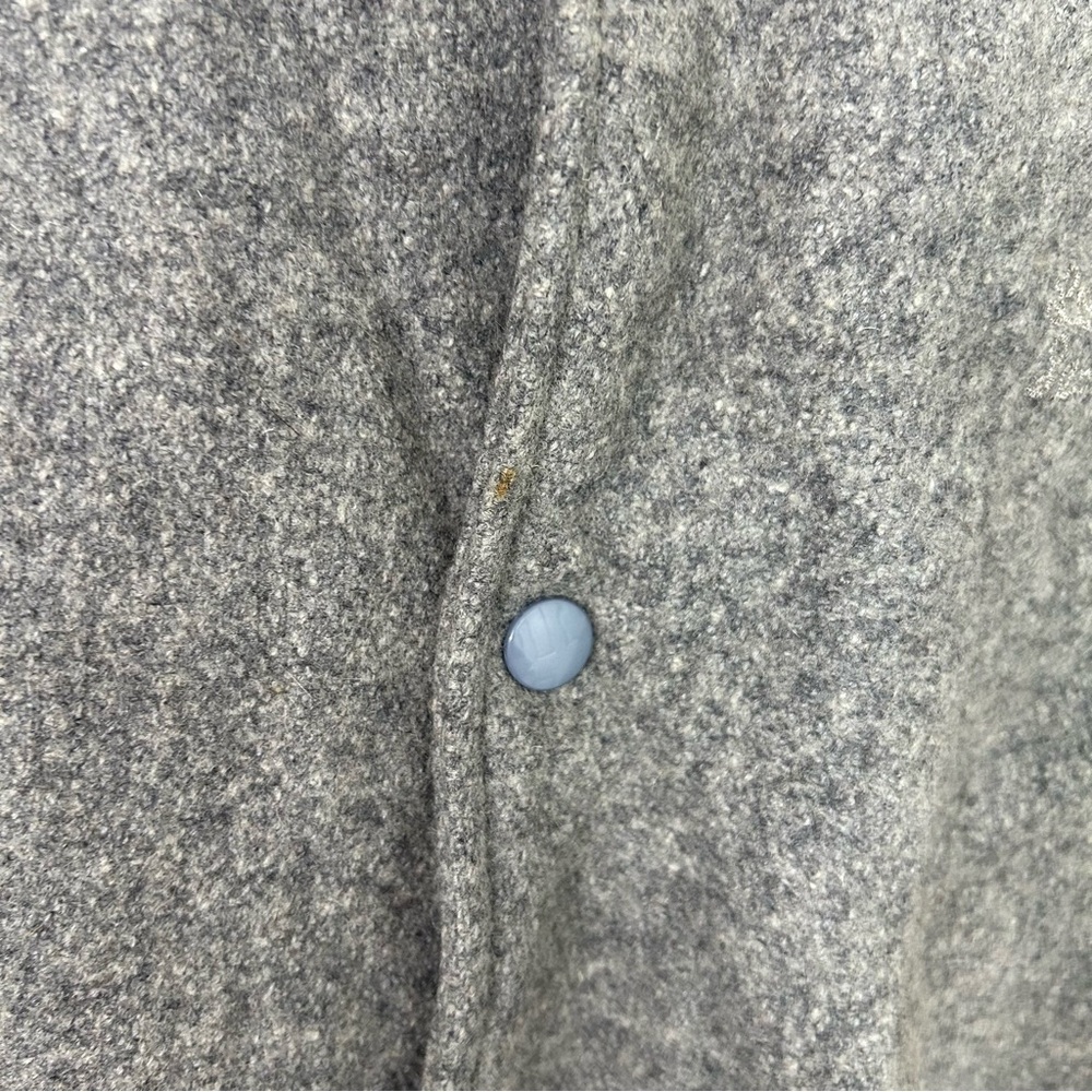 Hard Rock Cafe Vintage Las Vegas Gray Bomber Jacket - Picture 5 of 7